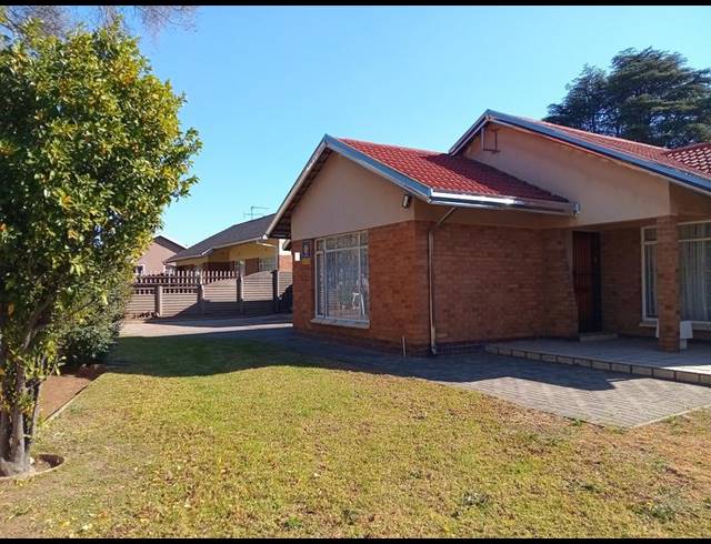 3 BEDROOM HOUSE FOR SALE IN VANDERBIJLPARK CE 5